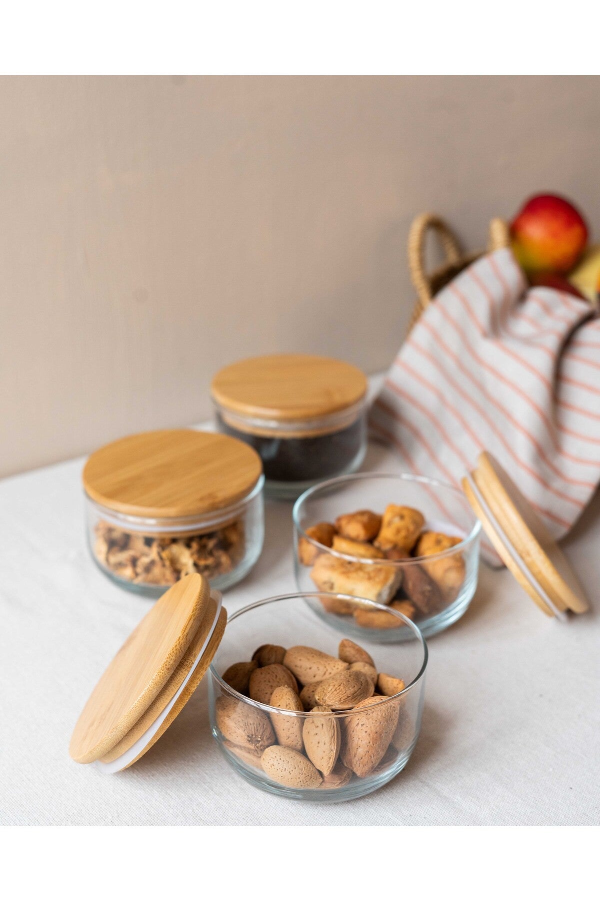 4 Bambu 4Lü Vakum Kapaklı Kahvaltı Seti/Saklama Kabı Cam Turuncu