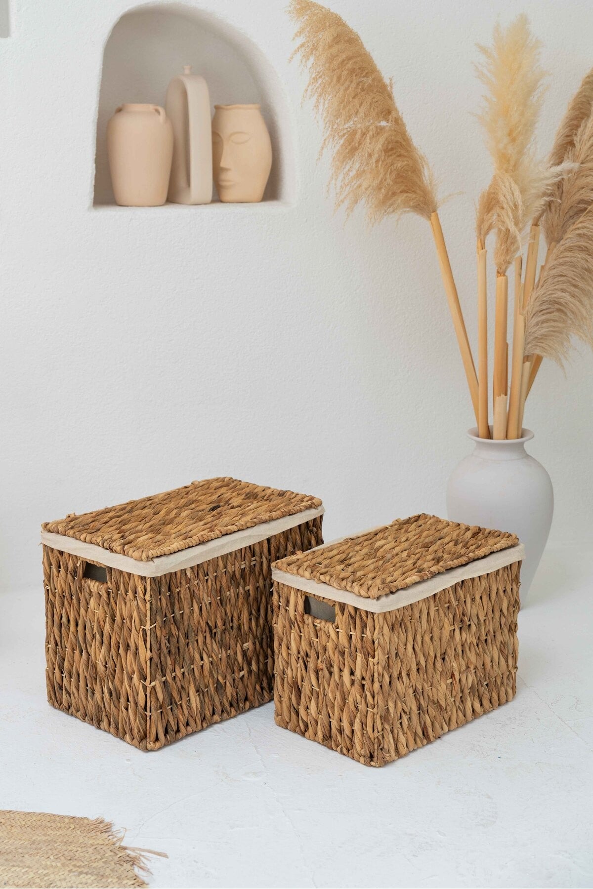 Hasır Su Sümbülü Kapaklı Büyük Boy Sandık Model 56x39x44 cm Düzenleyici/Organizer/Çamaşır Sepeti