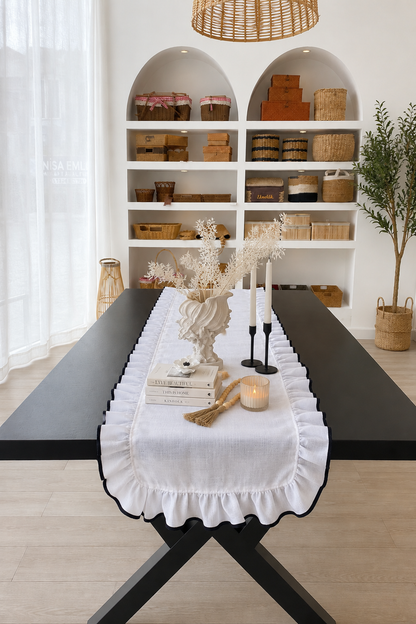 Shine White Keten Heryeri Fırfırlı Nakış Detaylı Dikdörtgen Runner 40CMX120CM