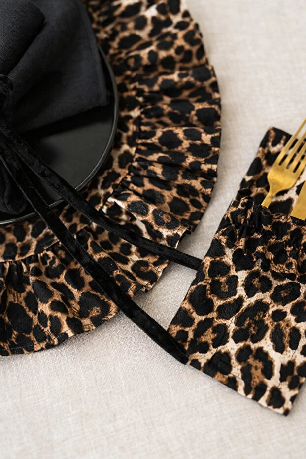 Leopard Serisi Keten Fırfır Detaylı Yuvarlak Amerikan Servis / Supla