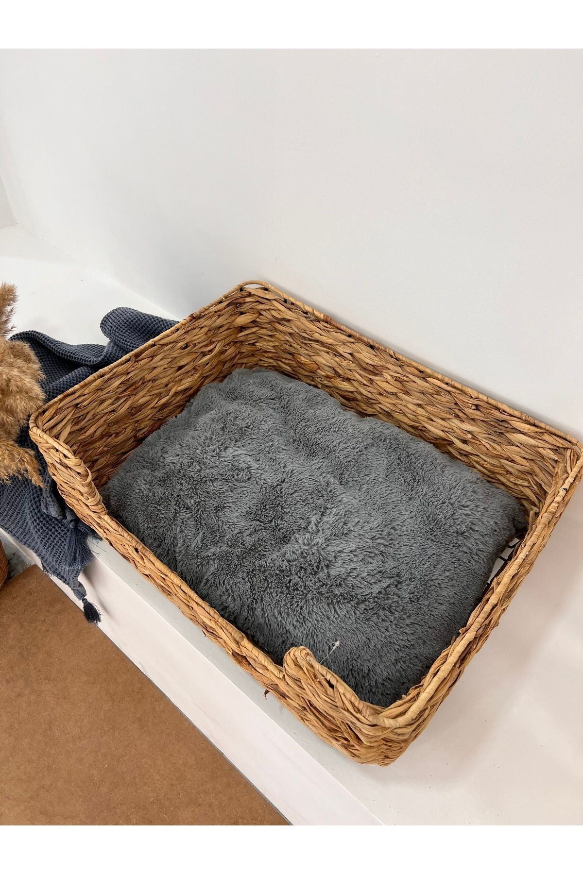 Hasır Minderli Büyük Boy Kedi/köpek Yatağı