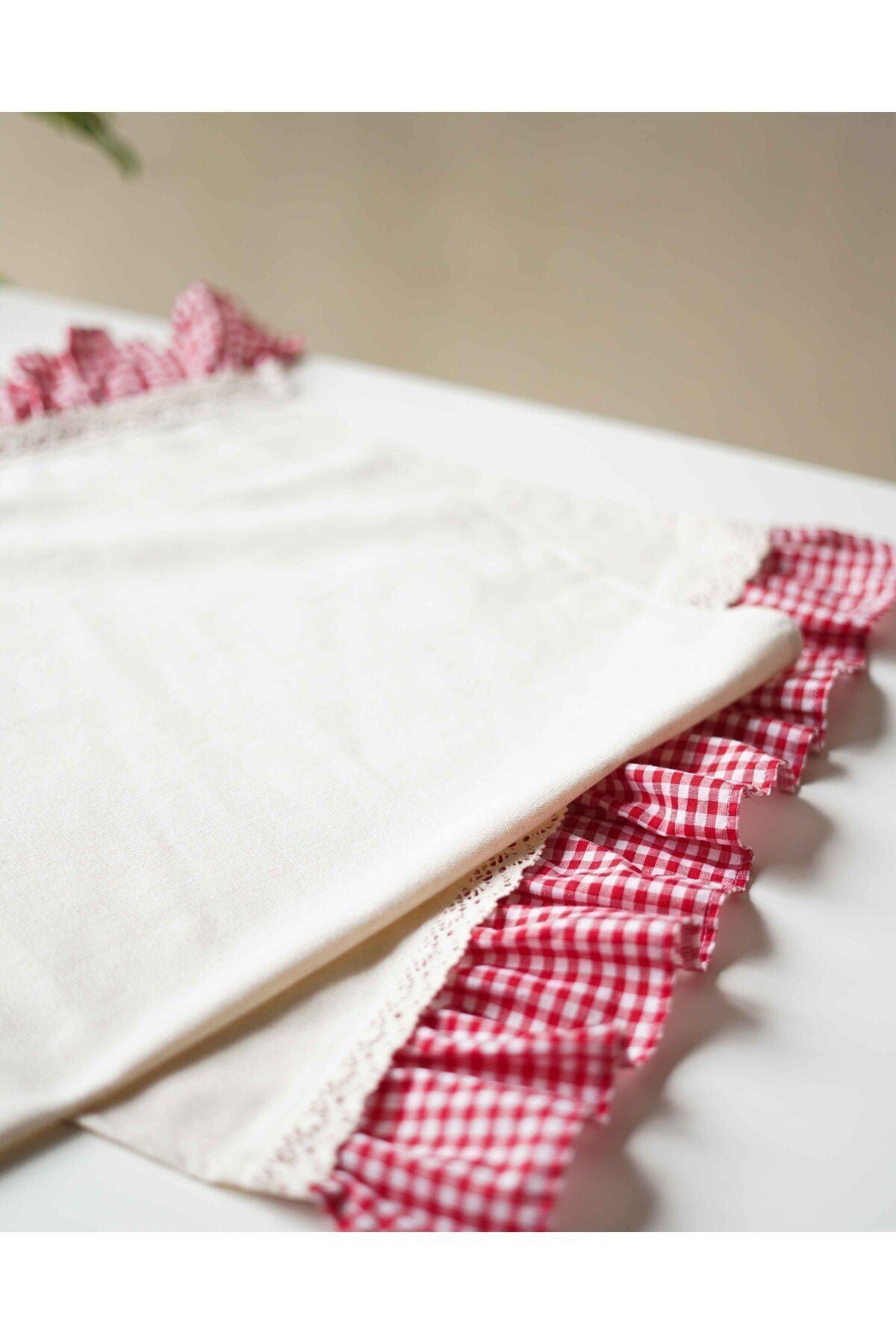 Kareli Fırfırlı Ham Keten Runner 150cm