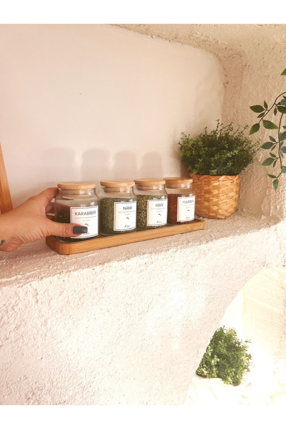 Bambu Vakum Kapaklı 4lü Etiketli Cam Baharat Seti 16 Adet Etiket Ile