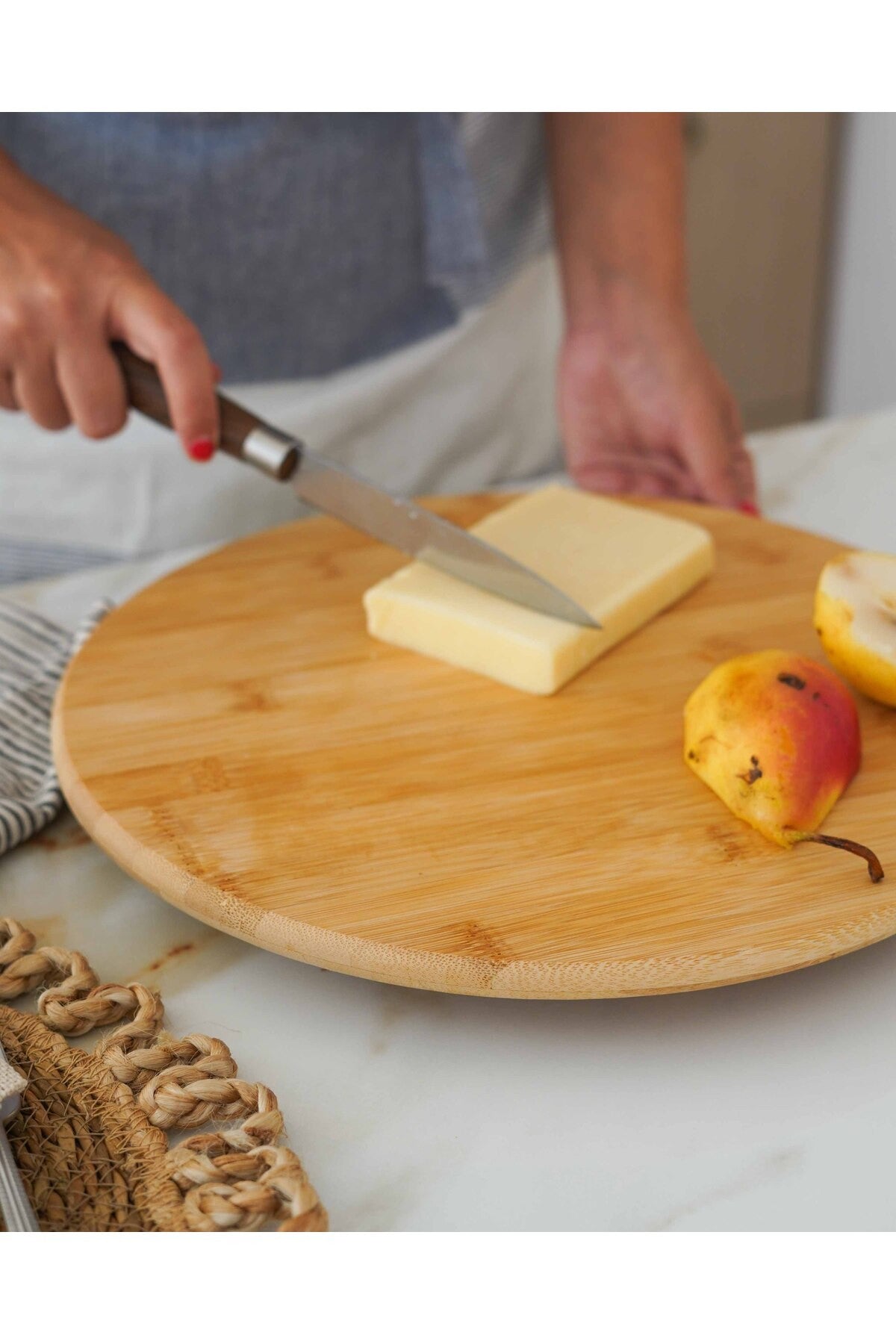 Bambu Yuvarlak Ayaklı Kesme Tahtası / Peynir Tabağı