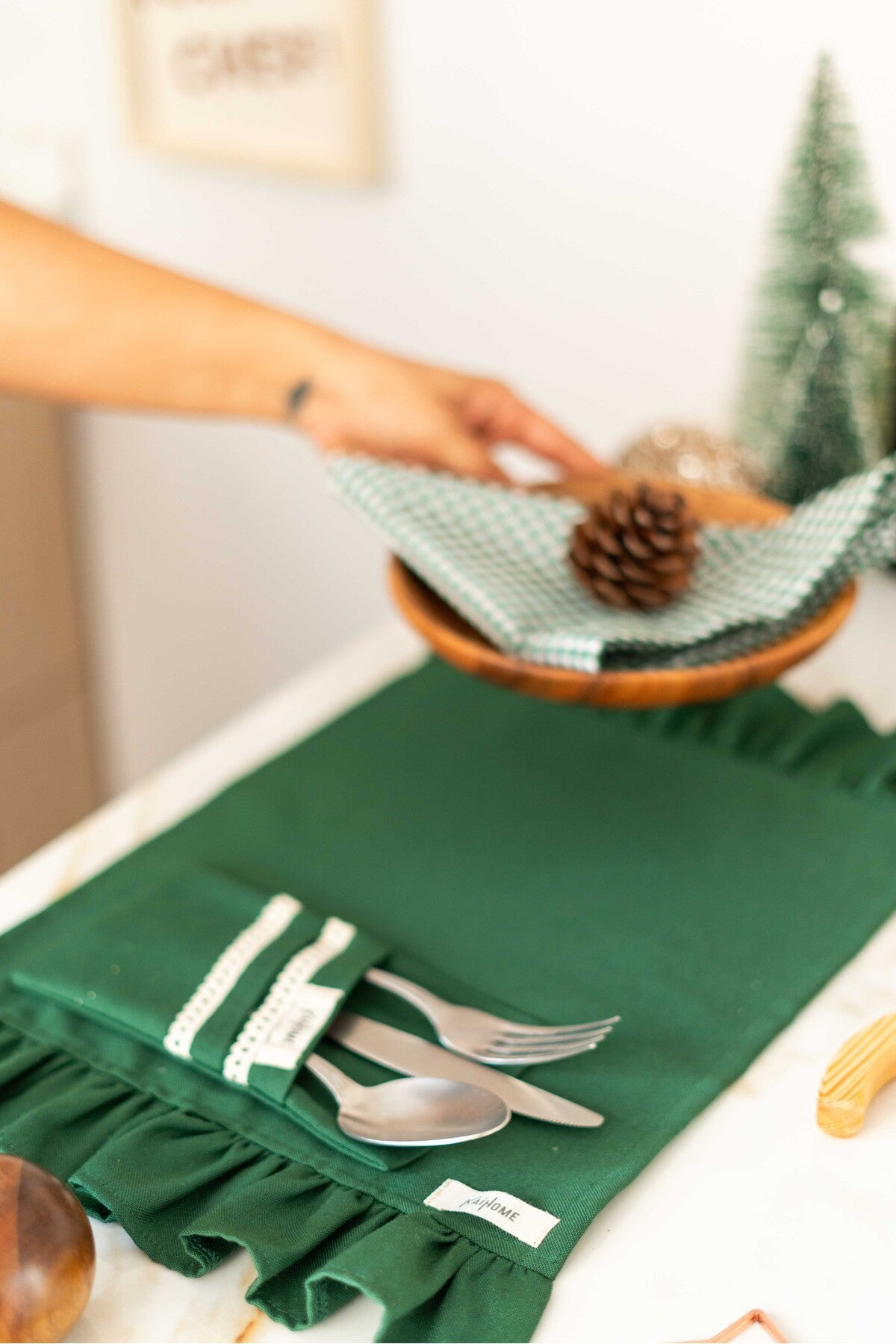 6LI %100 Dak Keten Fırfır Detaylı Amerikan Servis/ Supla YEŞİL