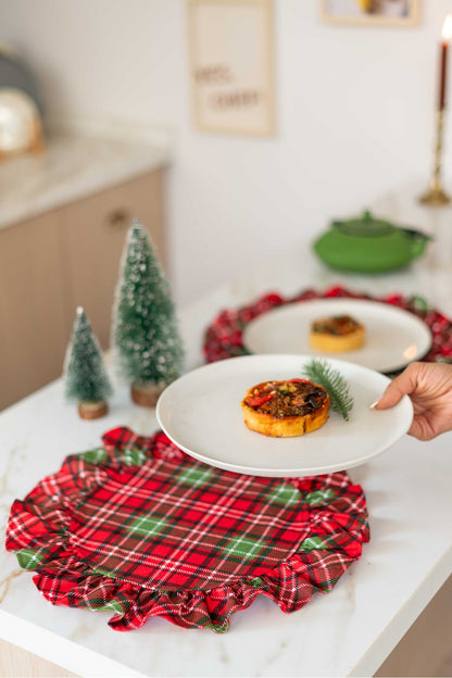 4Lü Ekose Kumaş Yuvarlak Fırfır Detaylı Amerikan Servis / Supla Yılbaşı Özel
