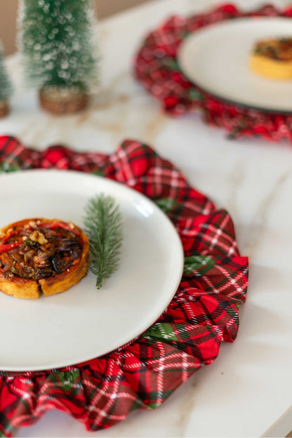 4Lü Ekose Kumaş Yuvarlak Fırfır Detaylı Amerikan Servis / Supla Yılbaşı Özel