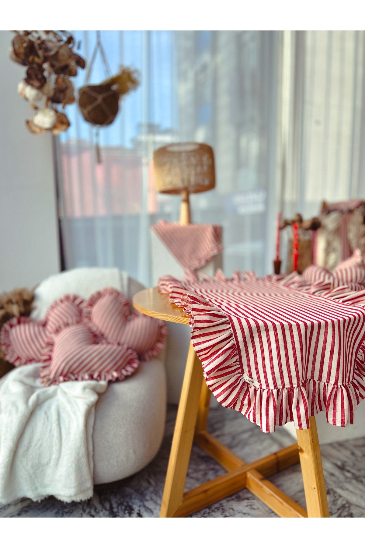 LOVELY Çizgili Fırfırlı Keten Runner