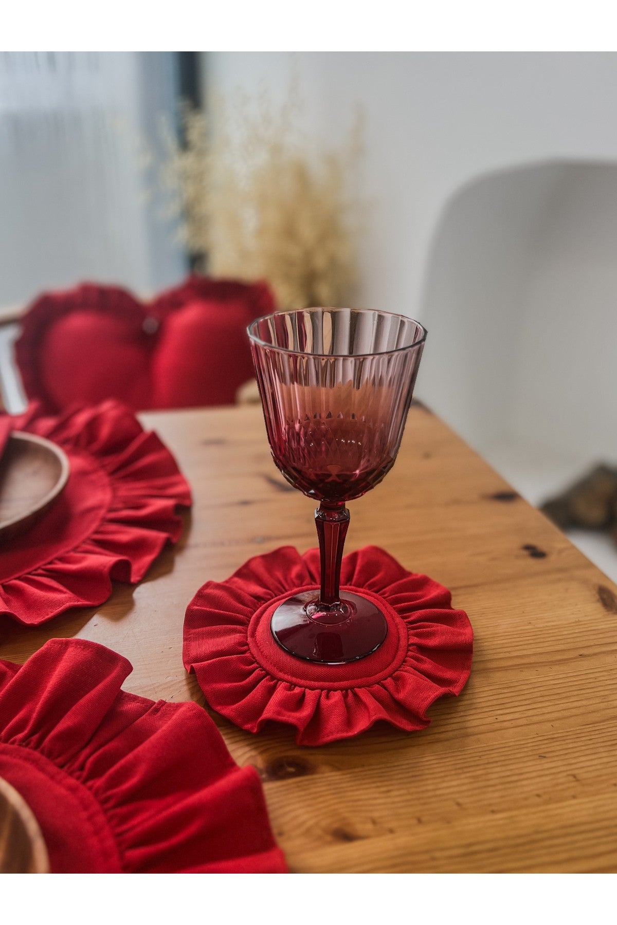 Lovely Keten Dolgulu Fırfırlı Bardak Altlığı Kırmızı