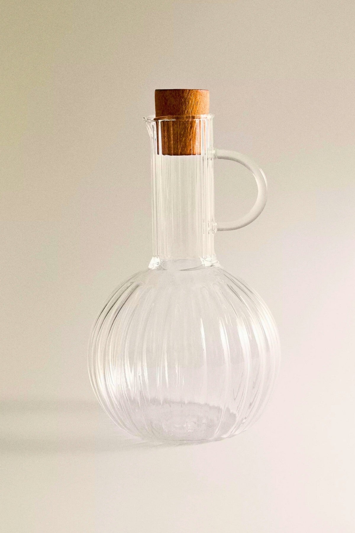 Borosilikat Cam ve Bambu Yağlık & Sirkelik Seti – 2'li, Doğal Ahşap Standlı, Şık Tasarım