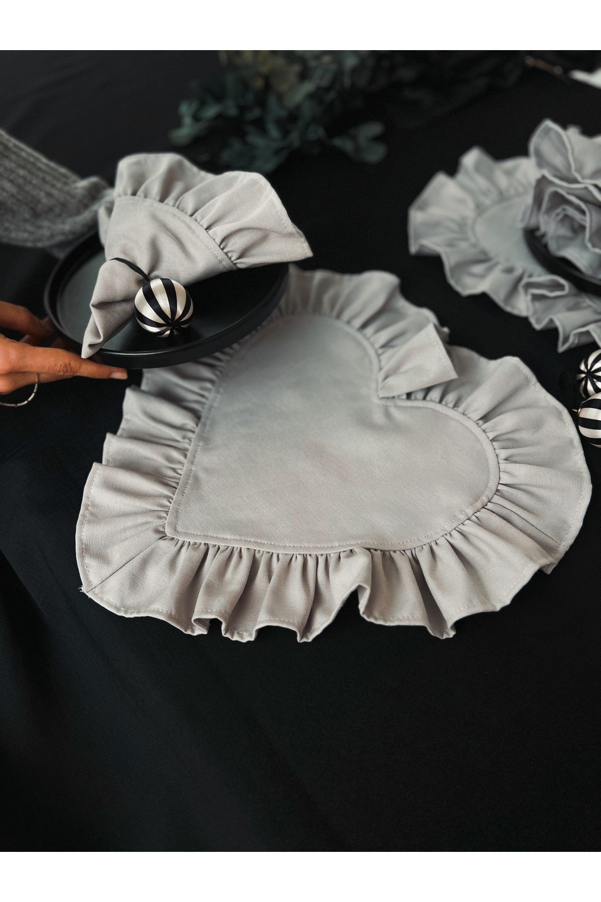 Moonlit Kalp Fırfırlı Keten Supla / Amerikan Servis 2li