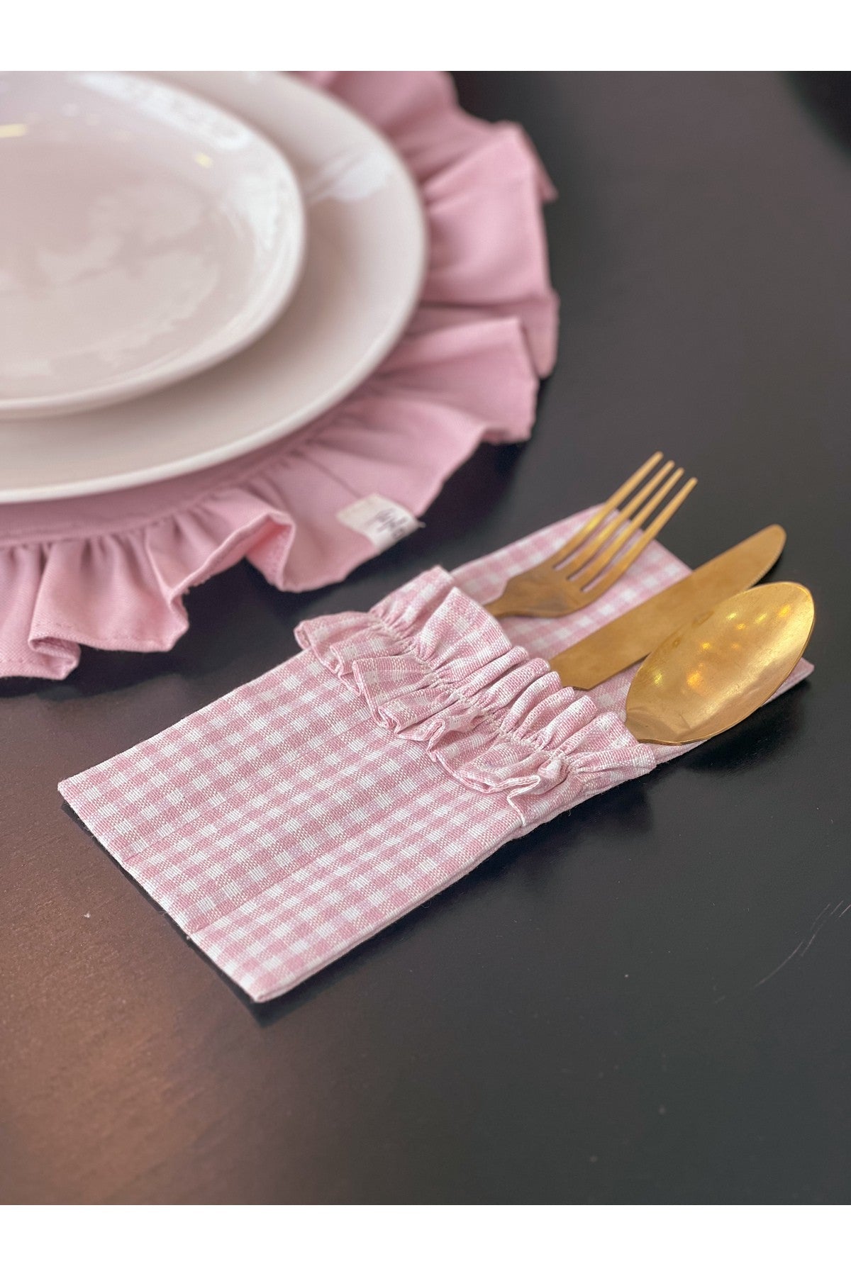 Rosy Kareli Fırfırlı 3 Bölmeli Çatal-Kaşık-Bıçak Kılıfı 4LÜ