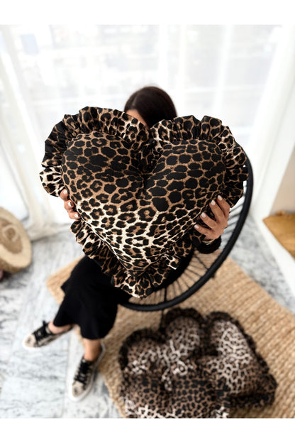 Leopard Kalp Fırfırlı Keten Iç Dolgulu Yastık / Kırlent 40cm
