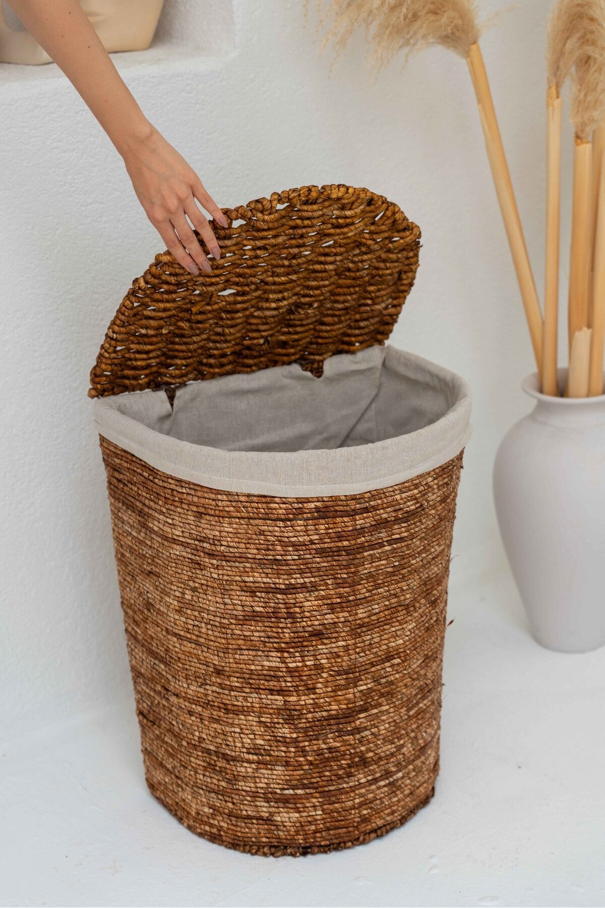 Hasır İç Korumalı Kapaklı D Model Büyük Boy Çamaşır Sepeti