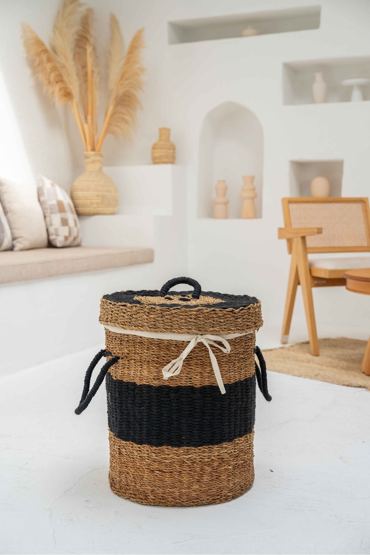 Hasır Kapaklı Ve Kulplu En Büyük Boy Çamaşır Sepeti