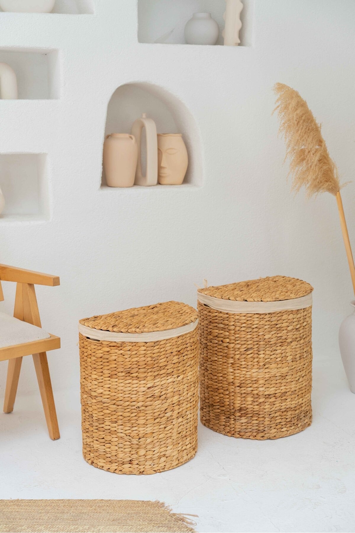 Hasır Su Sümbülü Büyük Boy Kapaklı D Model Açık Renk Çamaşır Sepeti Düzenleyici