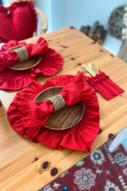 4lü Lovely Serisi Keten Kumaş Fırfırlı Kırmızı Peçete