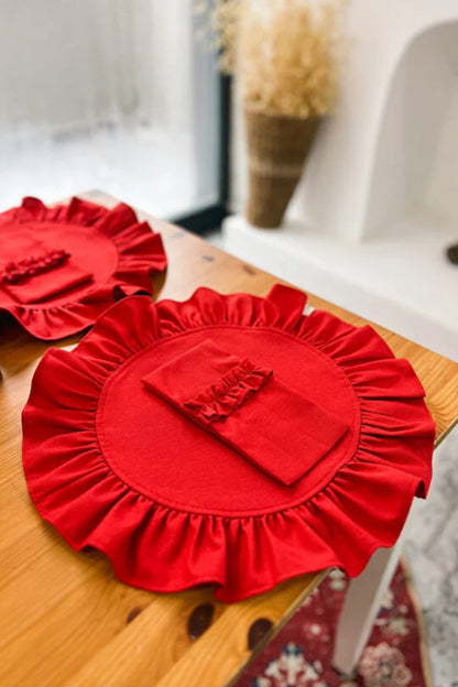 4Lü Lovely Serisi Dak Keten Fırfır Detaylı Yuvarlak Amerikan Servis/ Supla Kırmızı