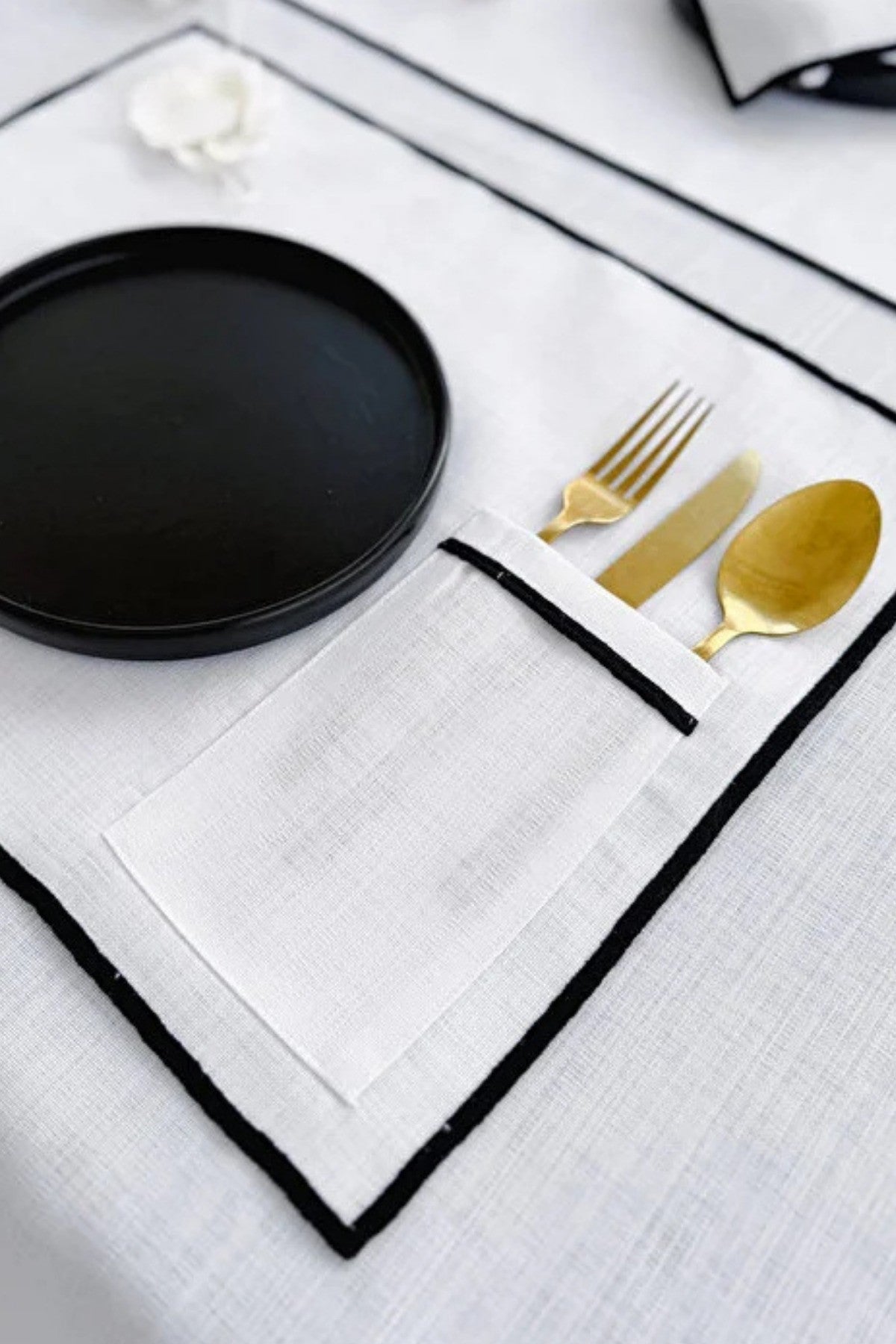 Shine White Dikdörtgen Cepli Amerikan Servis / Supla 6LI