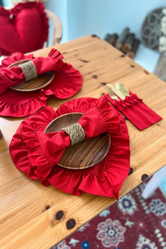 4lü Lovely Serisi Keten Kumaş Fırfırlı Kırmızı Peçete