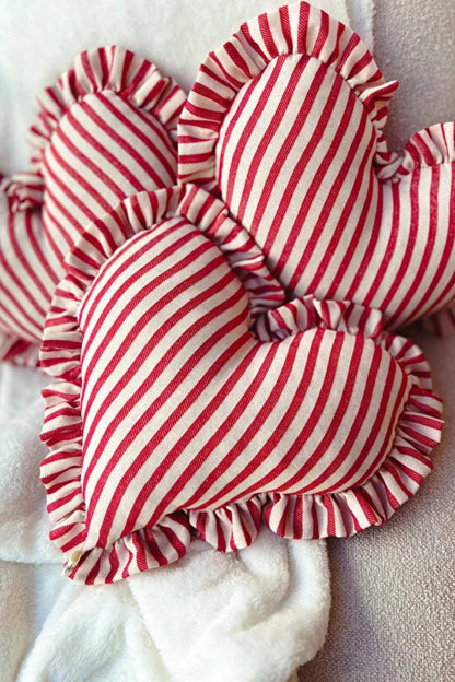 Lovely Kalp Fırfırlı Keten İç Dolgulu Yastık / Kırlent