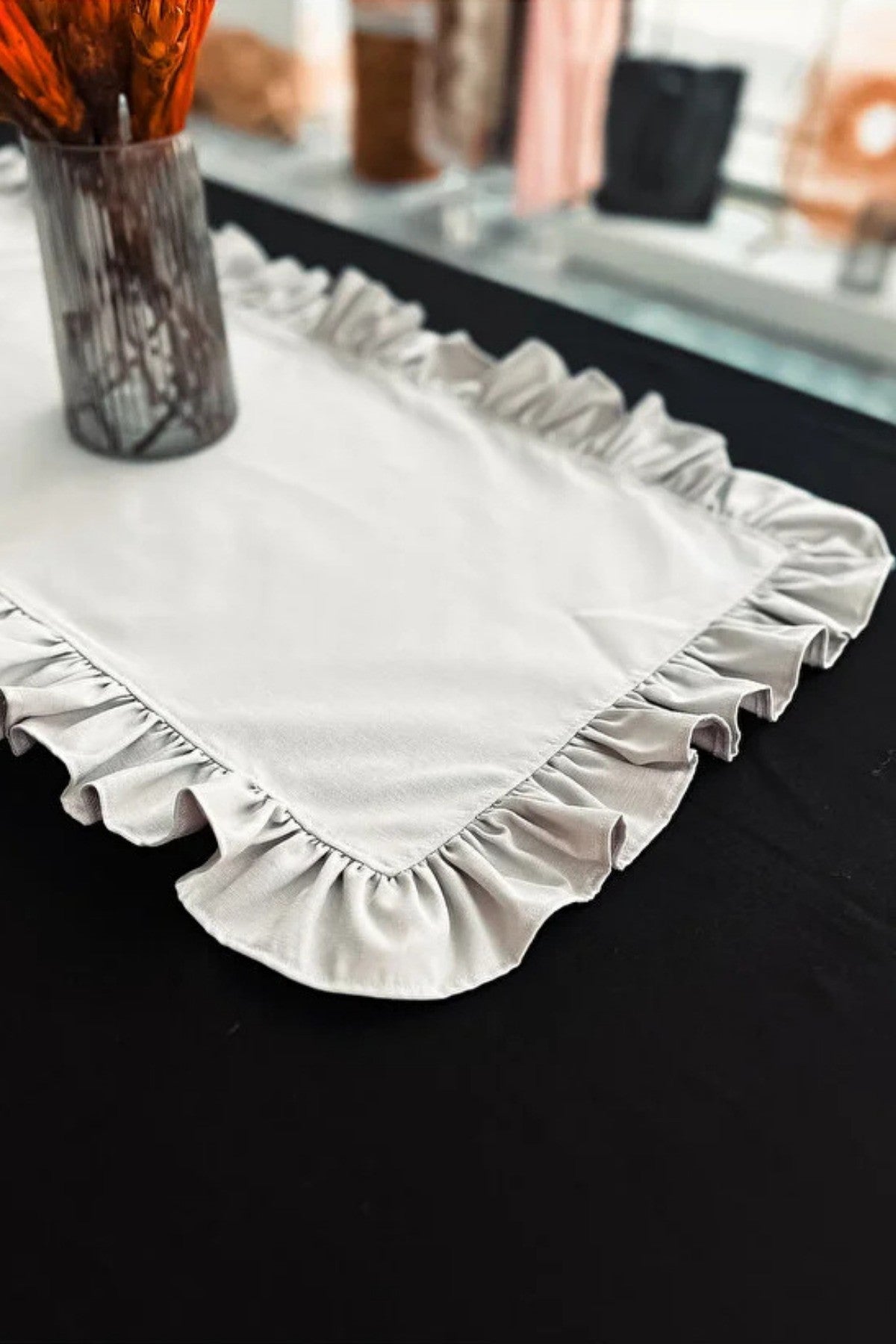 Moonlit Keten Heryeri Fırfırlı Dikdörtgen Runner