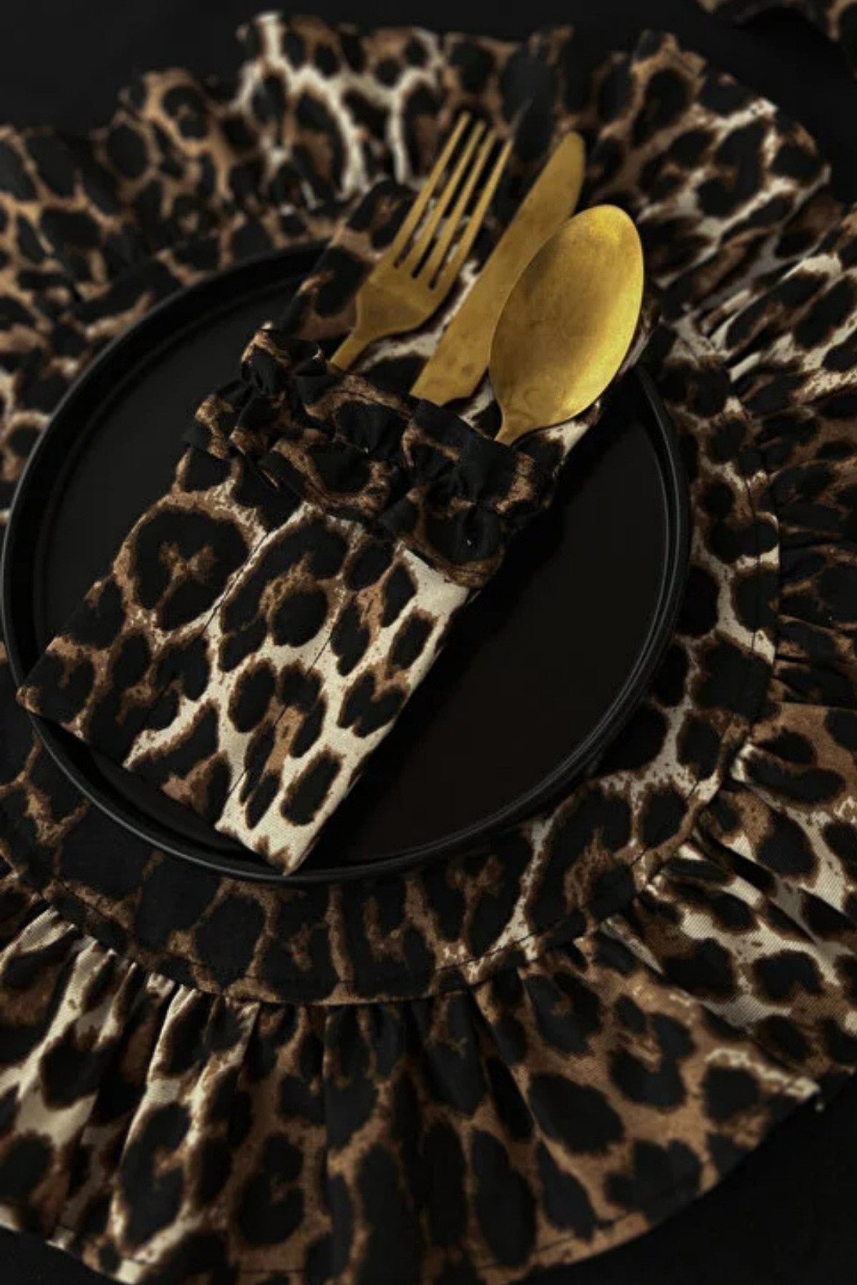 Leopard Fırfırlı 3 Bölmeli Çatal-Kaşık-Bıçak Kılıfı 2Li