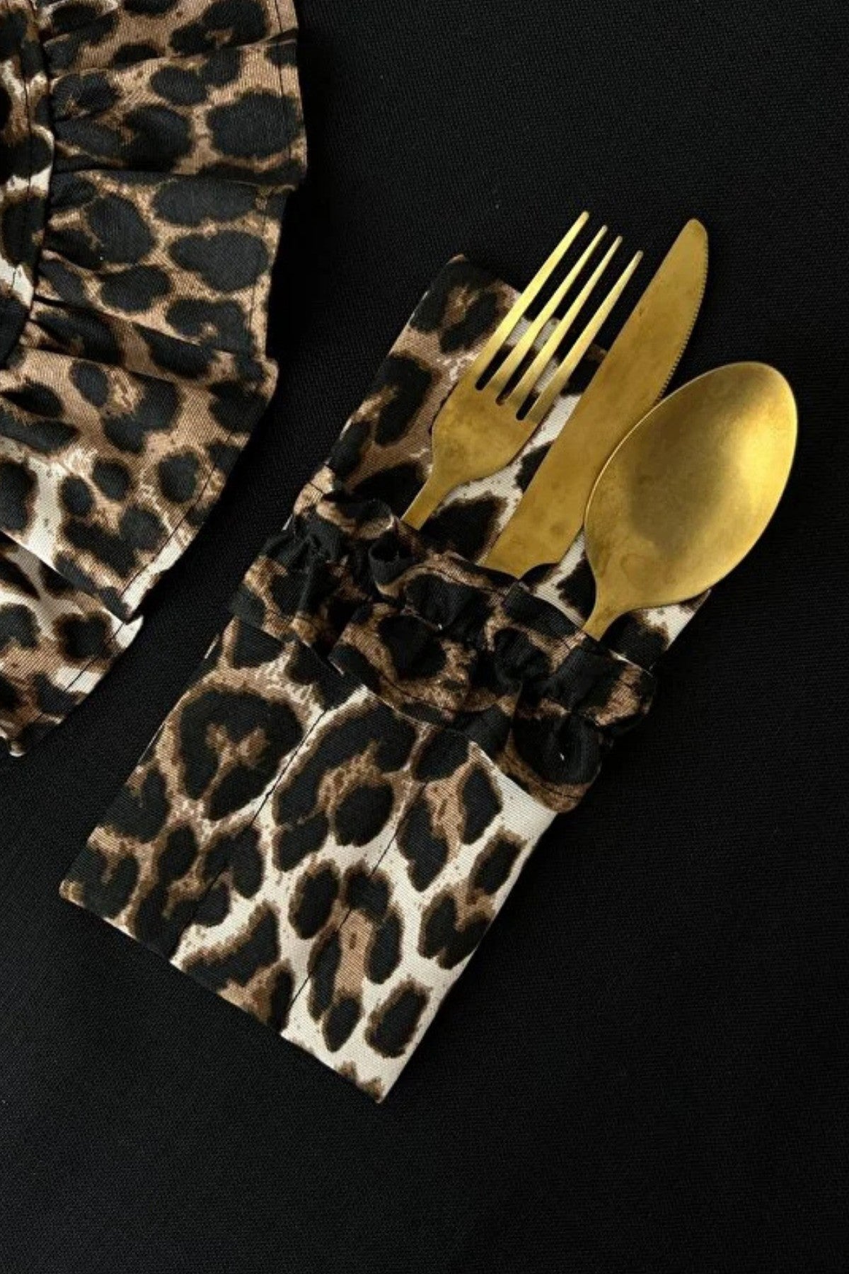 Leopard Fırfırlı 3 Bölmeli Çatal-Kaşık-Bıçak Kılıfı 2Li