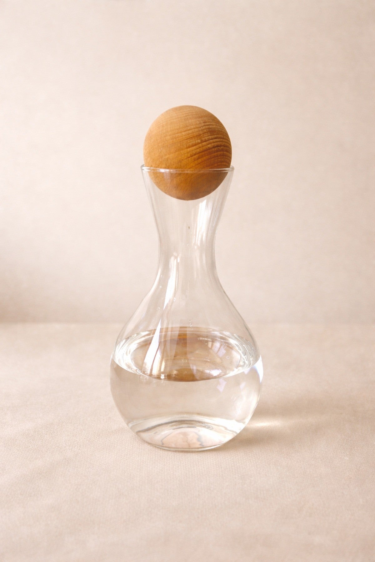 Top Kapaklı Karaf / Sürahi 1300ml