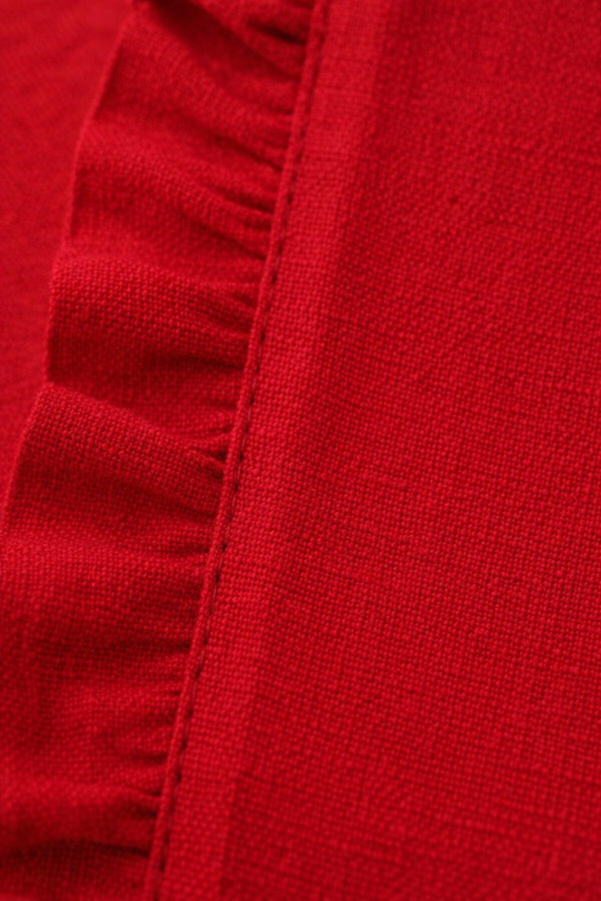 Lovely Serisi Yuvarlak Kırmızı Dak Keten Kumaş Fırfır Detaylı 6 Kişilik 13 Parça Servis Sofra Takımı